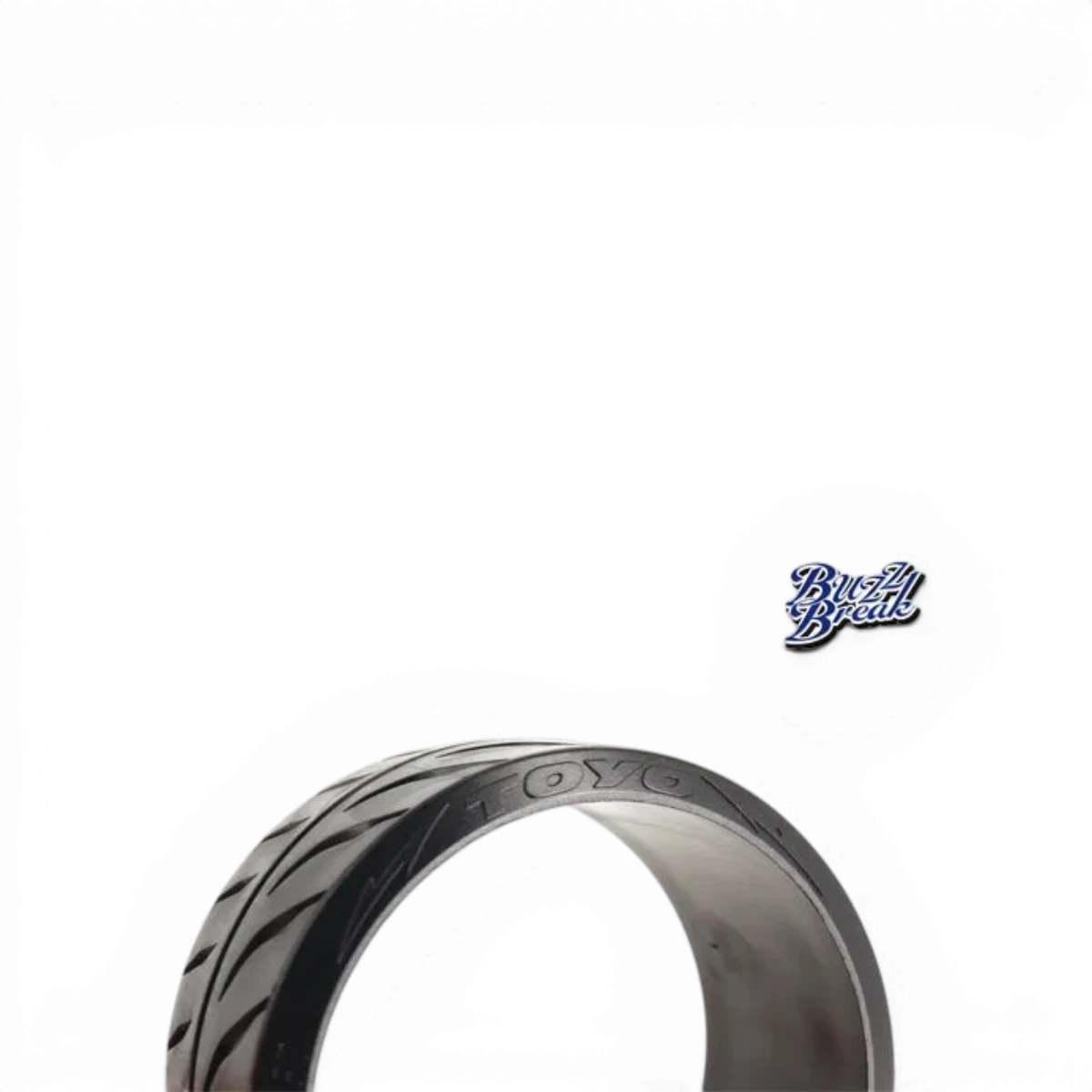 Pneus TOYO TIRES PROXES R888R Drift de 26mm sur jantes BuzzBreak, pneus de performance pour drift et sport automobile.