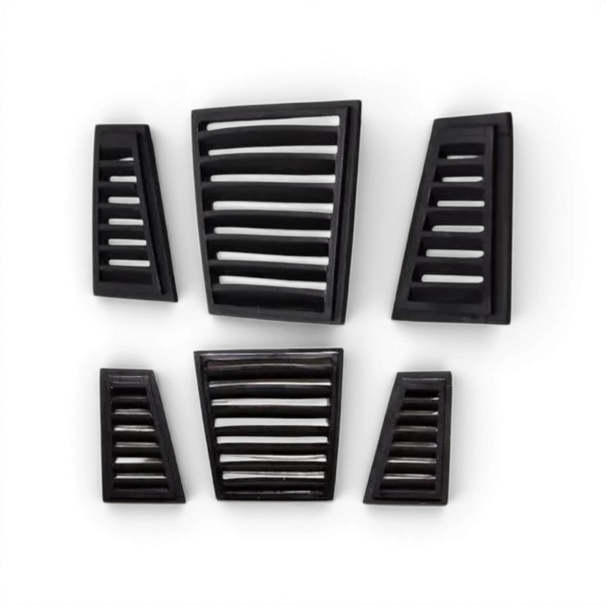 Prises d'air pour bonnet, modèle vent V1, par Src Sideways RC, visible sur le capot d'une voiture de customisation.