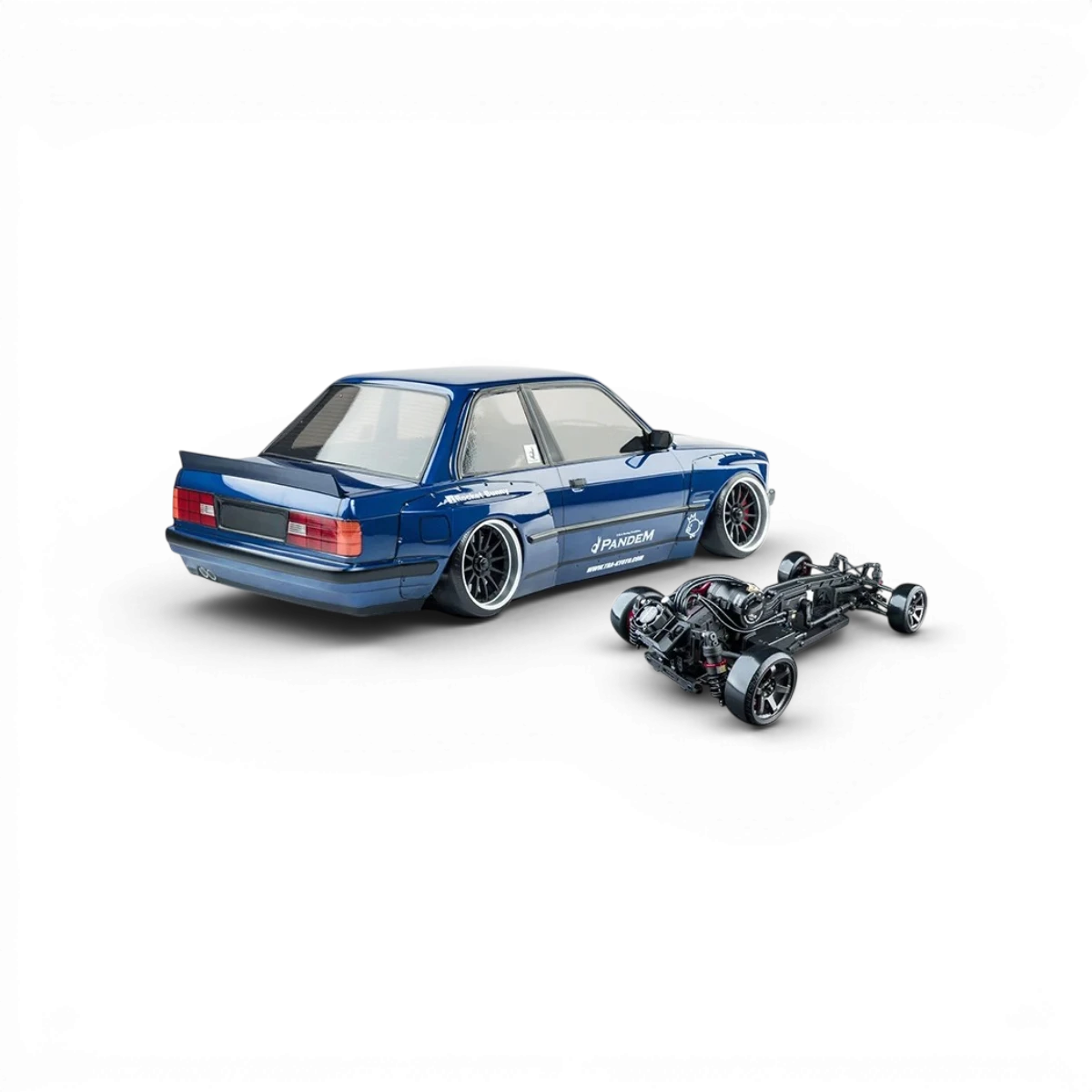 Voiture RC Drift Max Speed Technology RMX 4 RTR E30RB brushless sensored prête à rouler, vue de côté avec pneus et carrosserie.