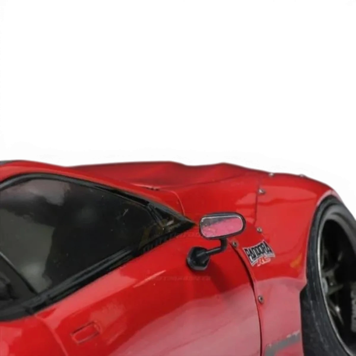 Rétroviseurs R-GT-F1 Pandora RC pour voiture de drift, design personnalisé, affichés sur un véhicule de course.