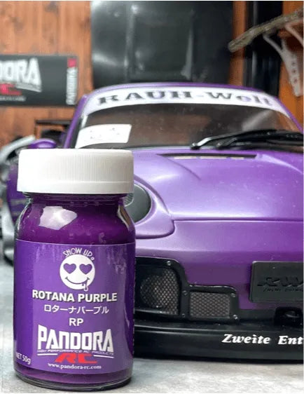 Rotana violette Show UP, sac à main élégant en rotin tressé avec poignée, style tendance et coloris violet profond.