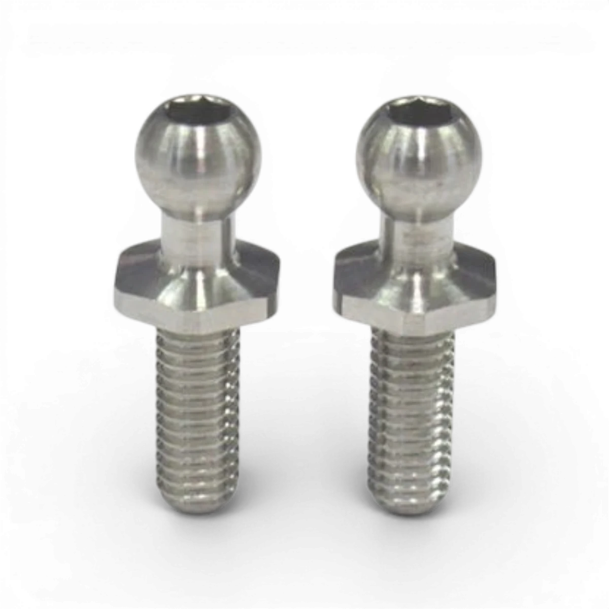 Rotule en titane haute précision taille L pour pièces détachées, fabriquée par Team Reve D, visible dans l'image.