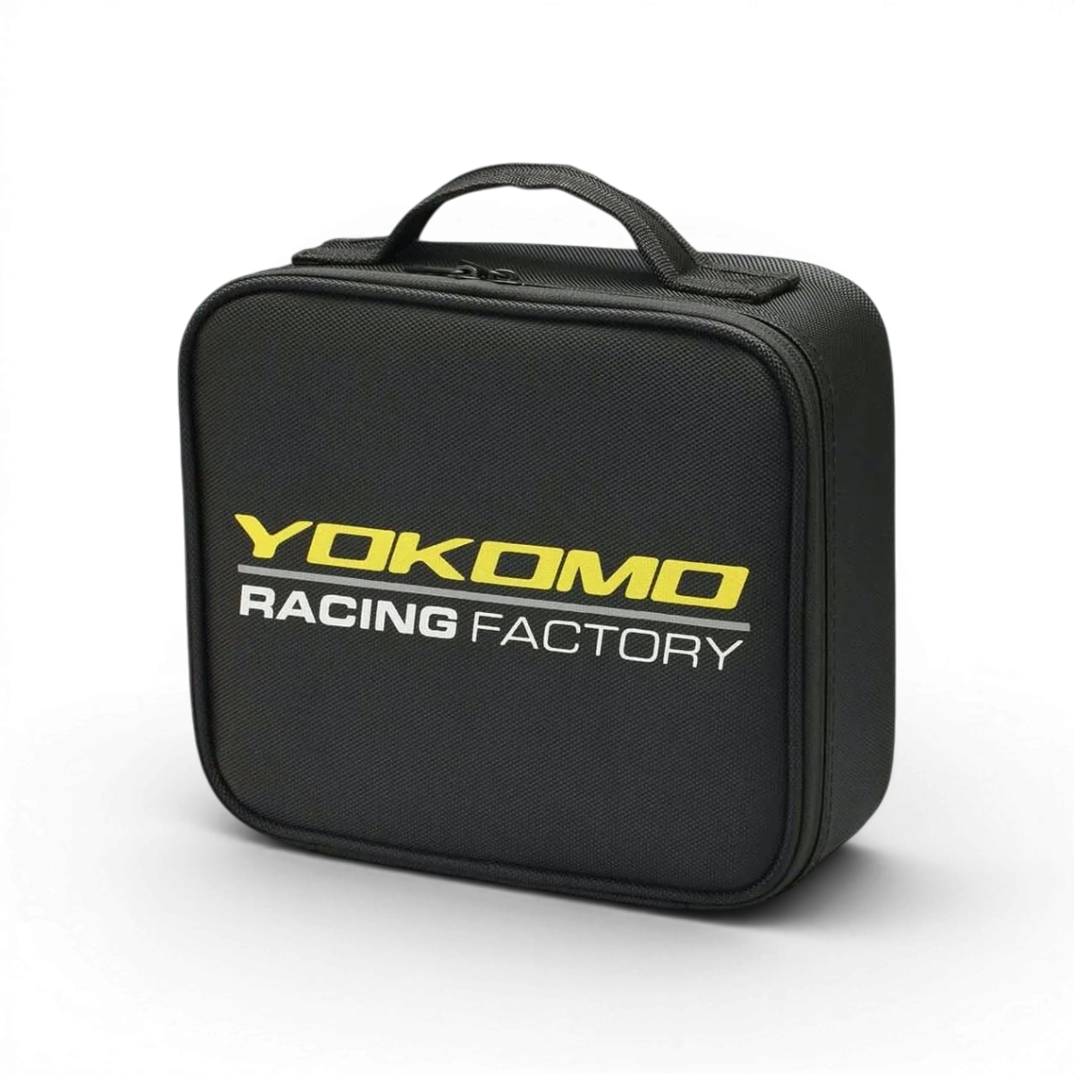 Sac de transport pour outils et accessoires Team Yokomo, poche zippée et compartiments pour rangement pratique.