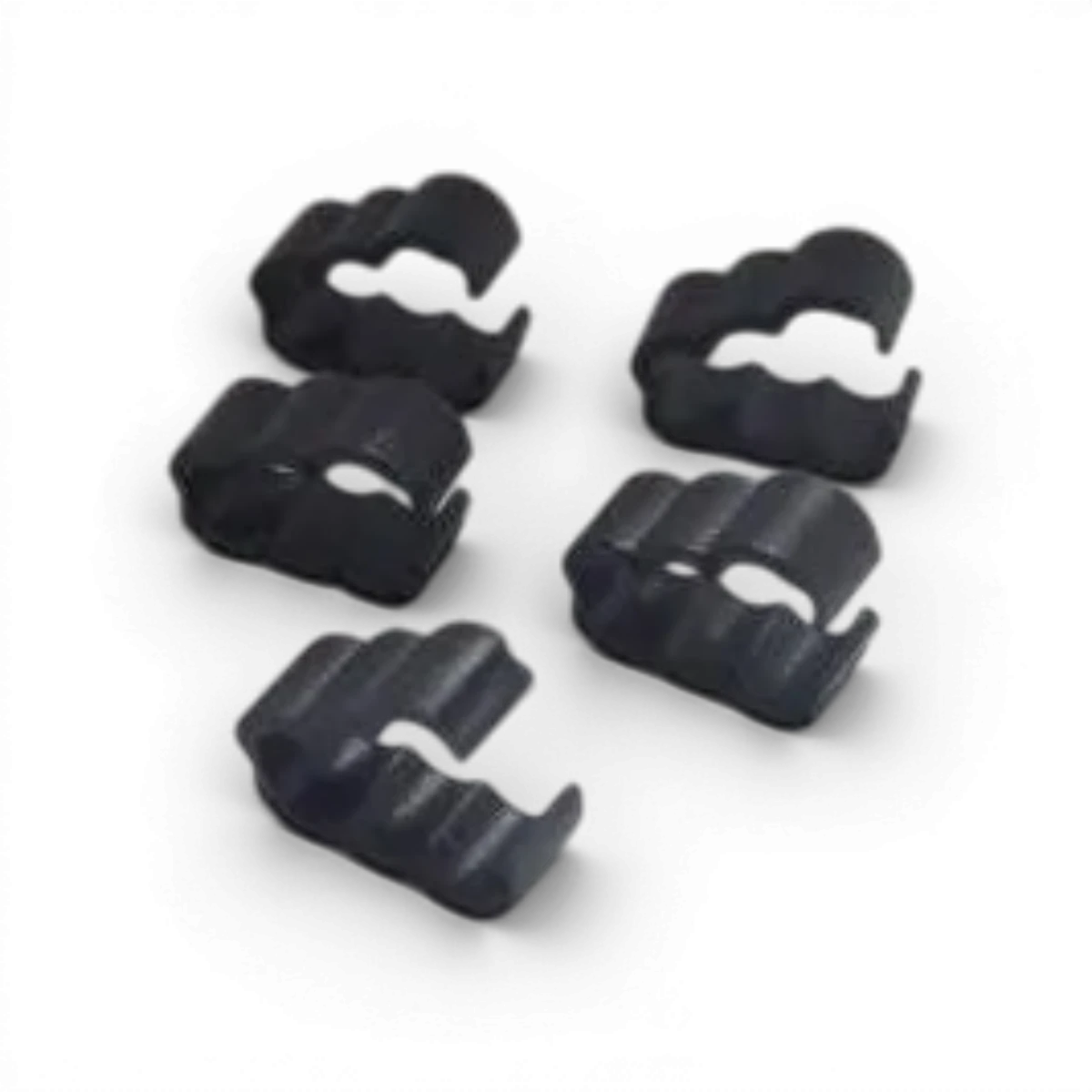 Serre-câbles Addition RC Design avec 3 câbles pour fixation électrique, vue rapprochée sur le produit.