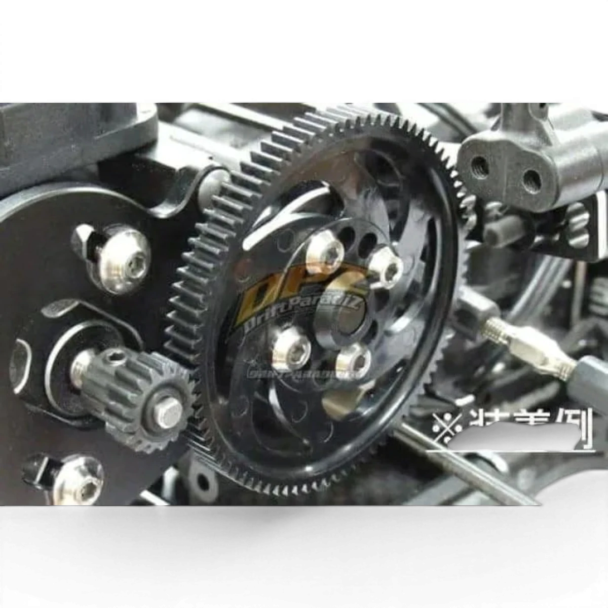 Ensemble de 4 vis pour couronne Team Reve D, pièces détachées pour fixation ou remplacement, visibles sur fond blanc.