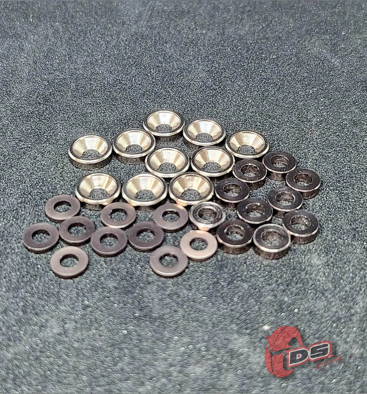 Ensemble de rondelles DS Racing, pièces détachées, montrant plusieurs rondelles métalliques de différentes tailles.