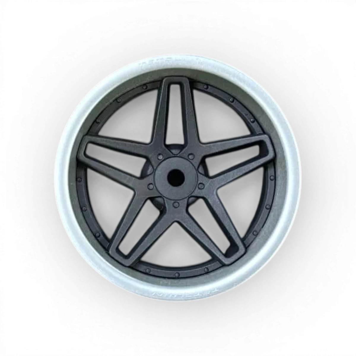 Roues Tetsujin Southern Chrome Gris en aluminium avec finition noire mate, design moderne et élégante.