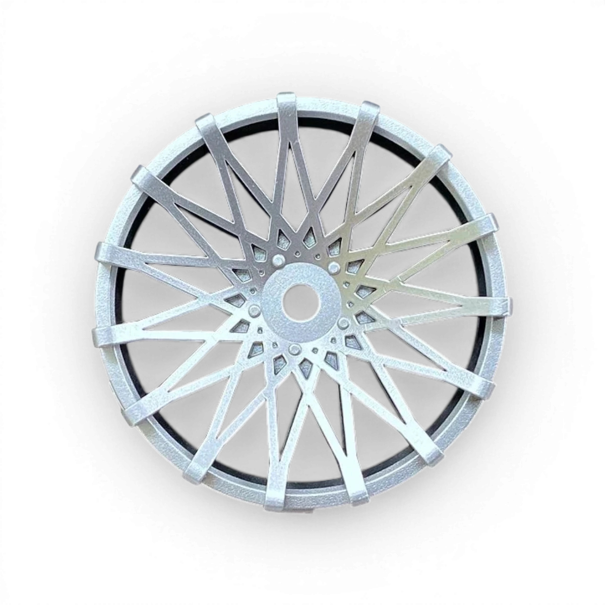 Centre de roue Super RIM Dahlia silver de Tetsujin, avec finition argentée, conçu pour améliorer l'apparence et la performance des roues.
