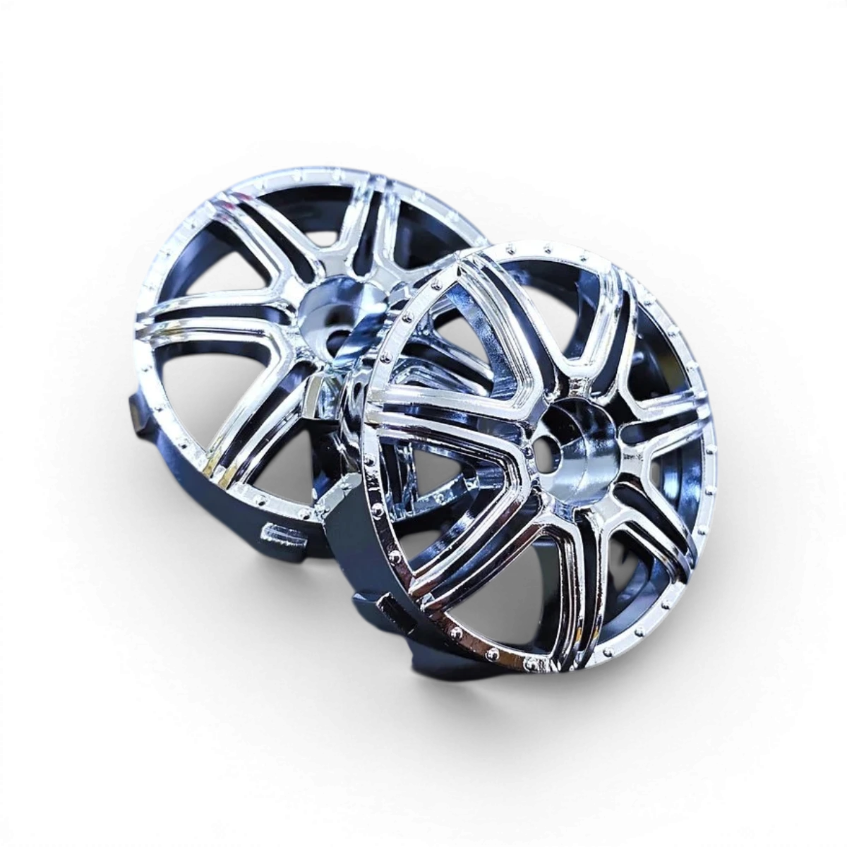 Visuel d'une roue Tetsujin Super RIM centre Marguerite en chrome, avec design élégant et finition brillante.