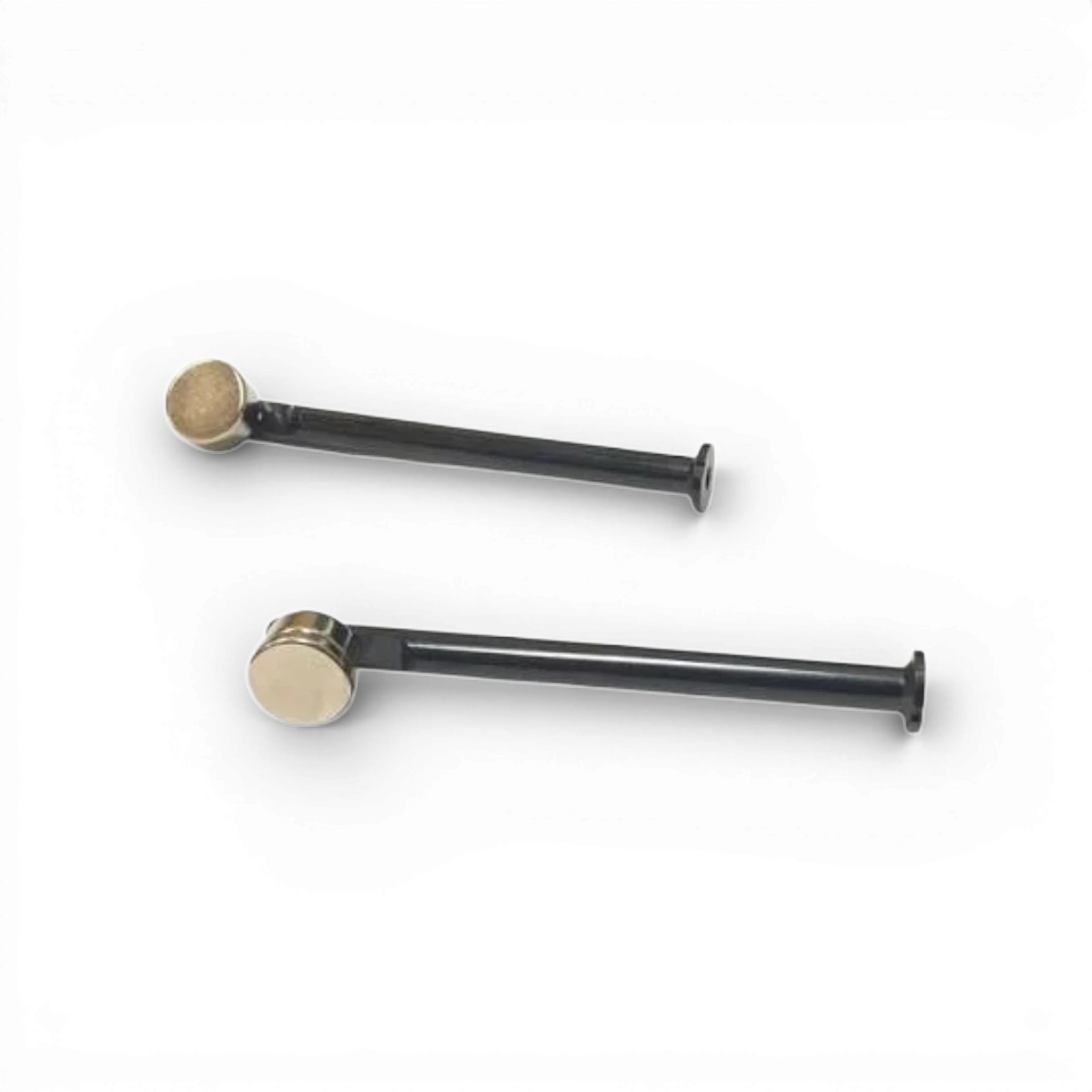 Support aimanté invisible arrière long de Topline, conçu pour la customisation de vêtements, en noir, vue de l'arrière.