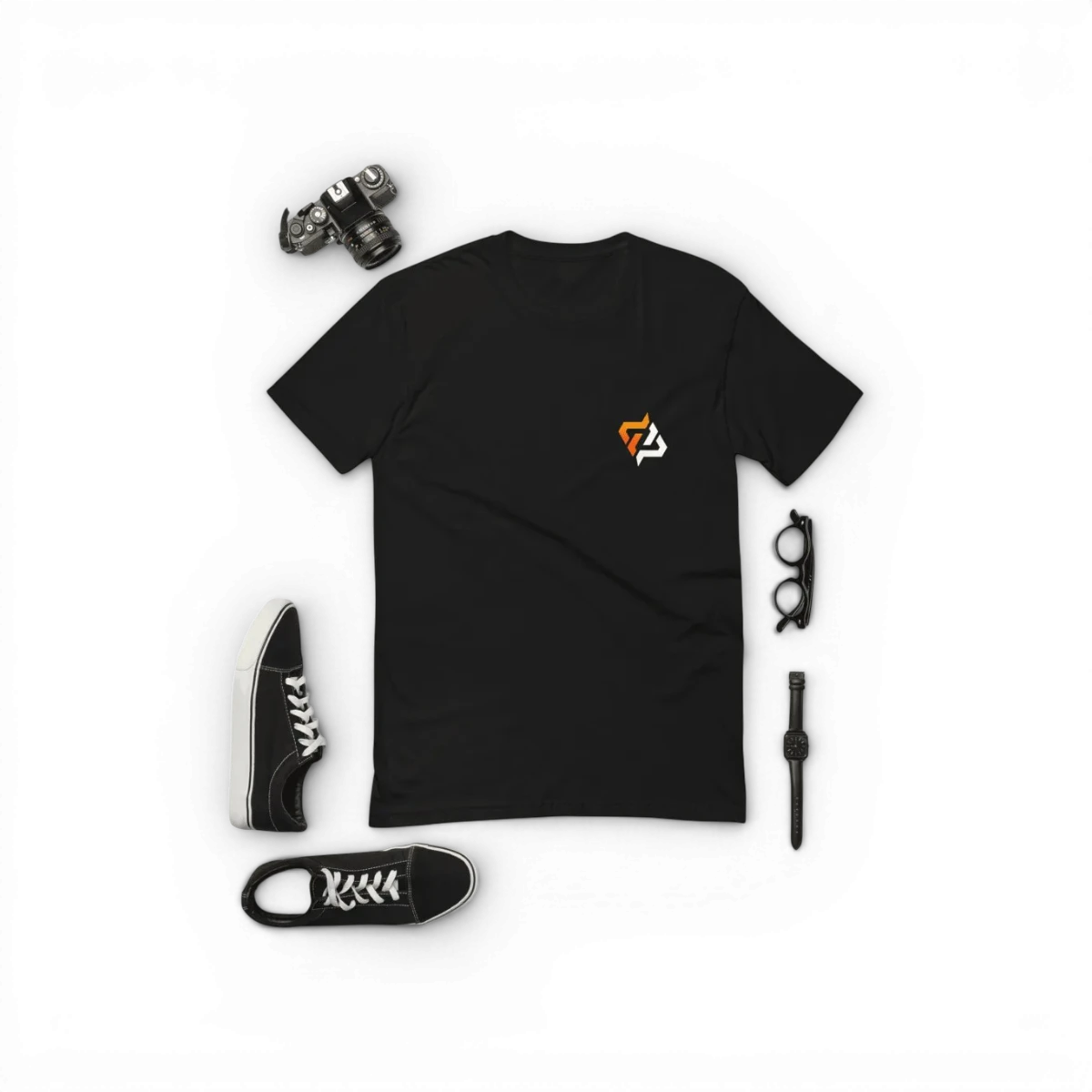 T-shirt DPZ 2024 pour hommes, design moderne, en coton, avec logo visible, vêtement de mode casual de la marque inconnue.