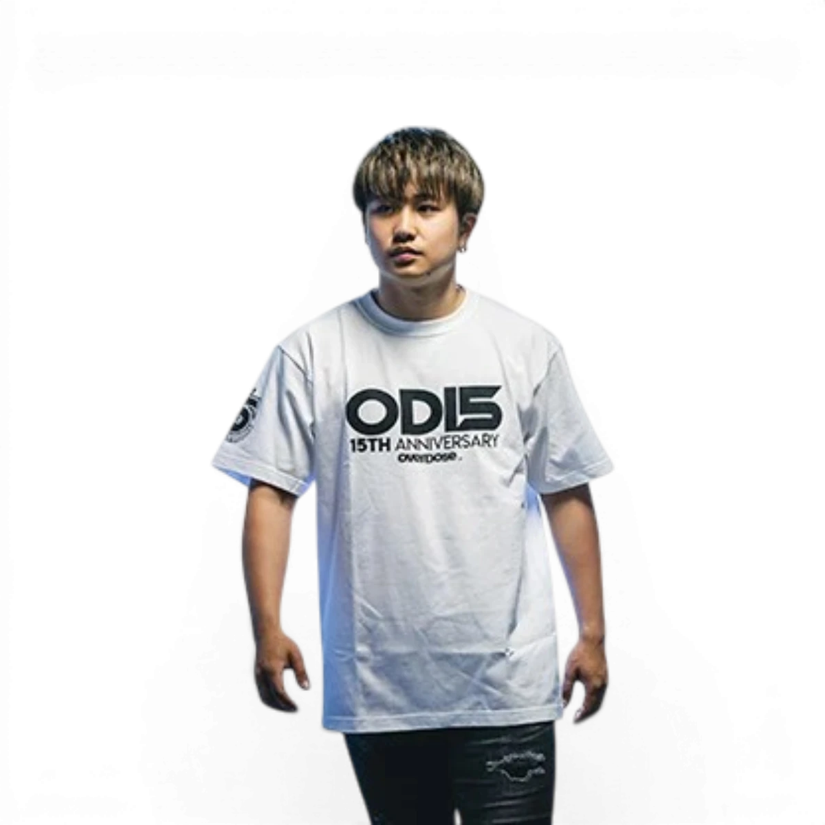T-shirt Overdose 15th Anniversary, accessoire mode avec logo et design spécial, en coton noir avec impression graphique.