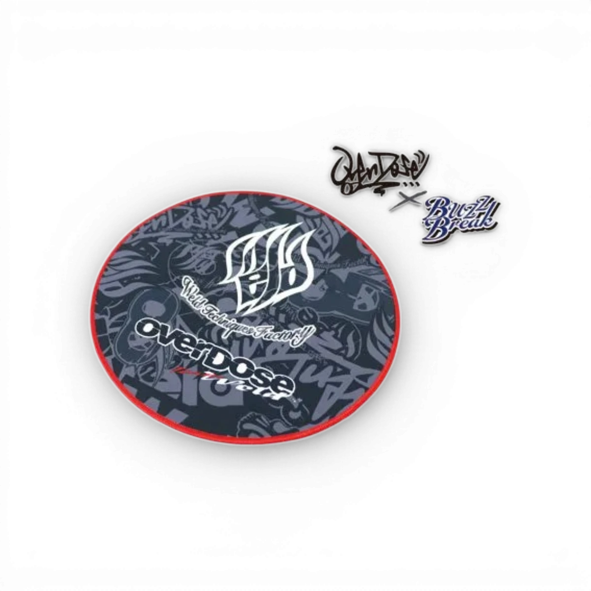 Tapis overdose Buzz Noir BuzzBreak, accessoire noir avec motif overdoses, vue de face sur fond neutre.