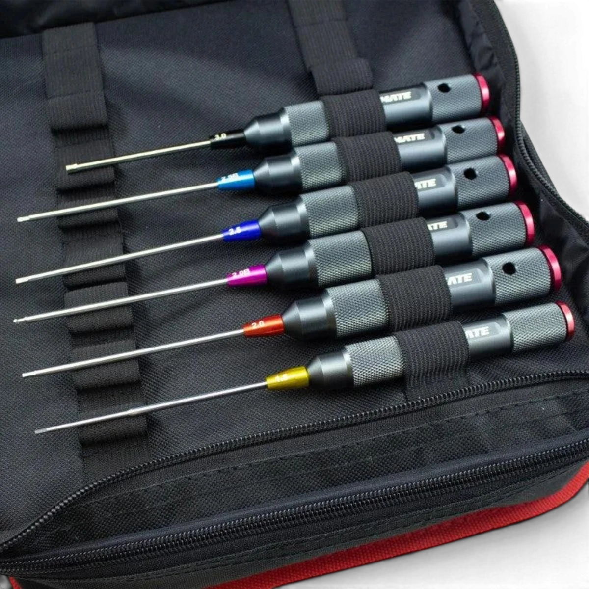 Sac à outils Ultimate complet avec 6 outils, accessoire pratique pour le bricolage et la réparation, de marque Ultimate.