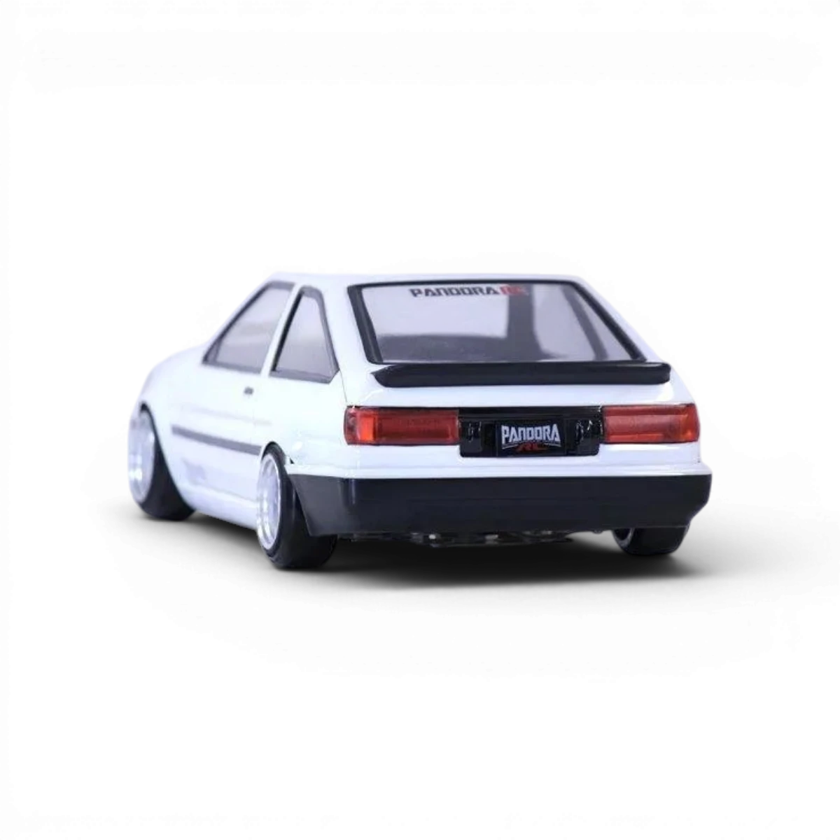 Voiture télécommandée Toyota AE86 Levin 3 portes Pandora RC, modèle de carrosserie pour course et drift, vue de face.