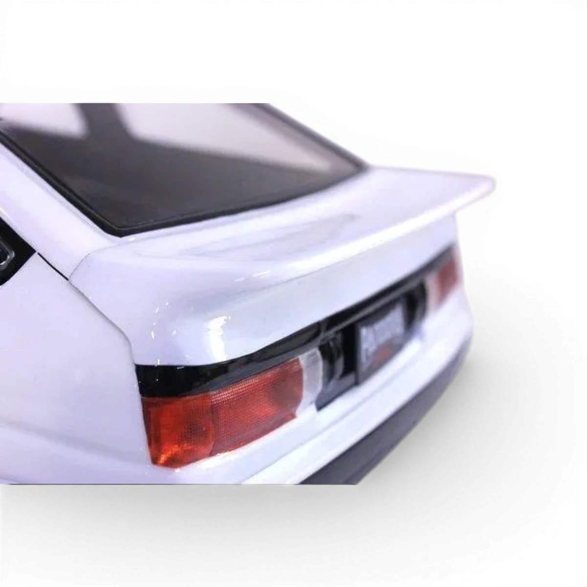 Modèle réduit Toyota AE86 Trueno 3 portes de Pandora RC, carrosserie en détail, véhicule miniature réaliste et précis.