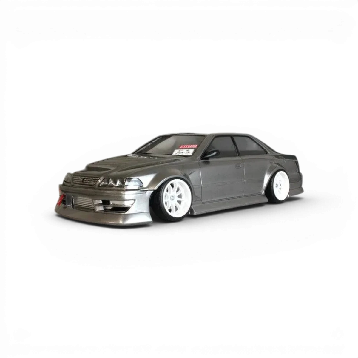 Voiture Toyota Mark II JZX100 avec carrosserie BN Sports de Pandora RC, vue de profil avec détails de la carrosserie.