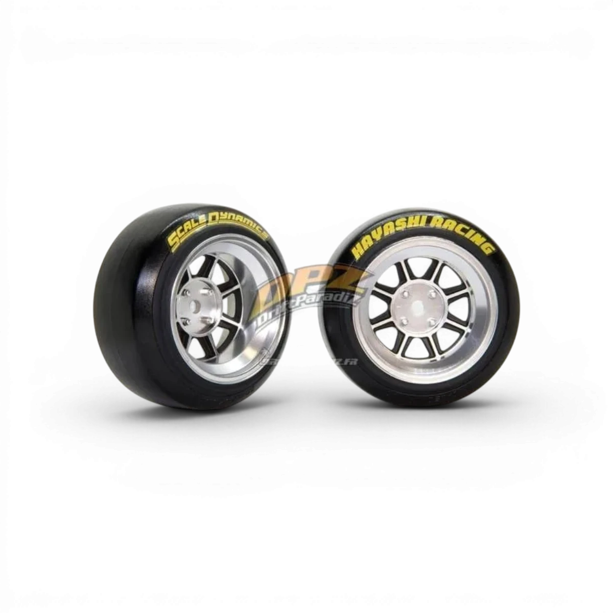 Roues V16D Hayashi Street en aluminium gris avec décalage de 12 mm, diamètre 8,5 mm, marque Scale Dynamics.