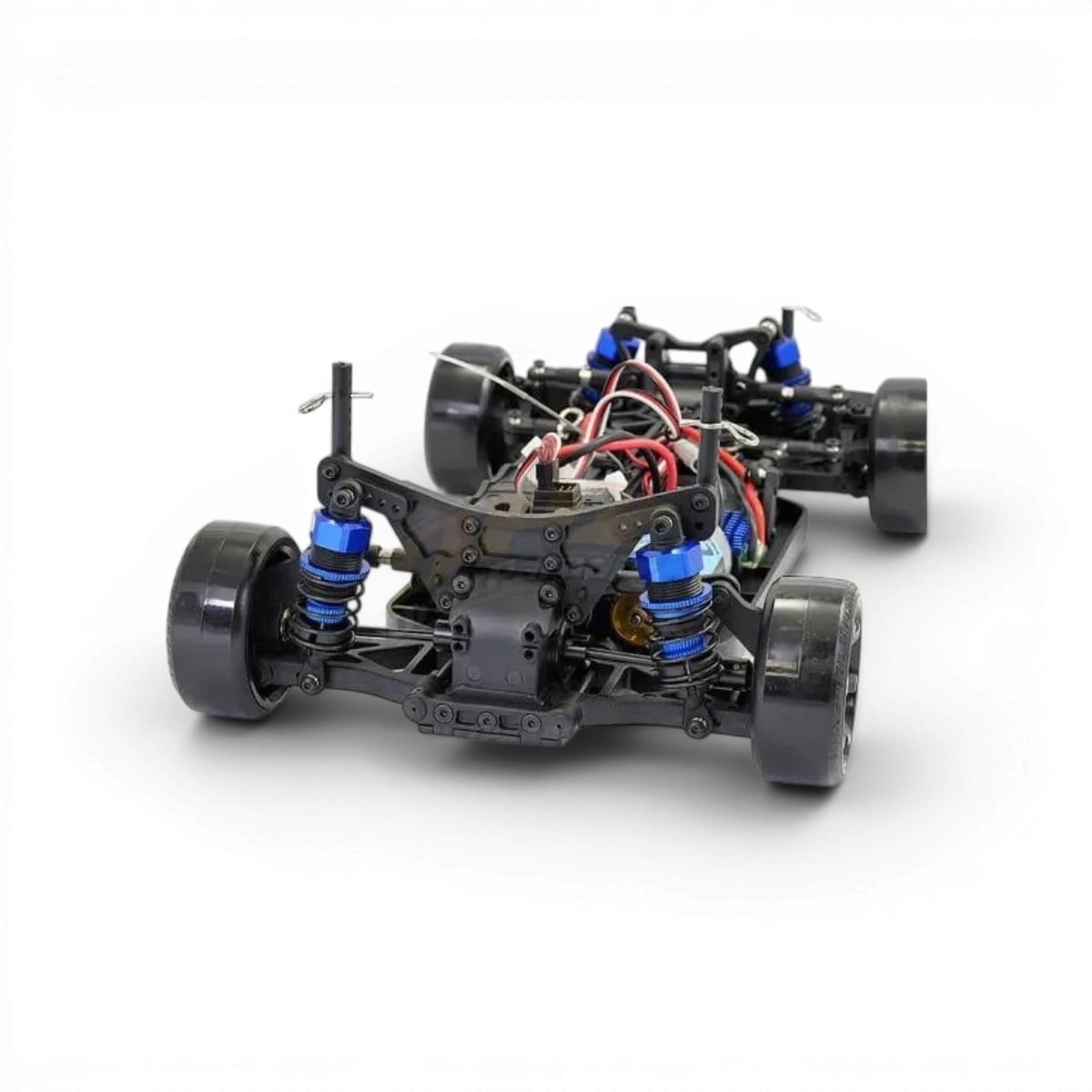 Voiture Banzai FTX 1/10 drift 4x4 verte avec design sportif, vue de côté montrant les pneus et la carrosserie détaillée.