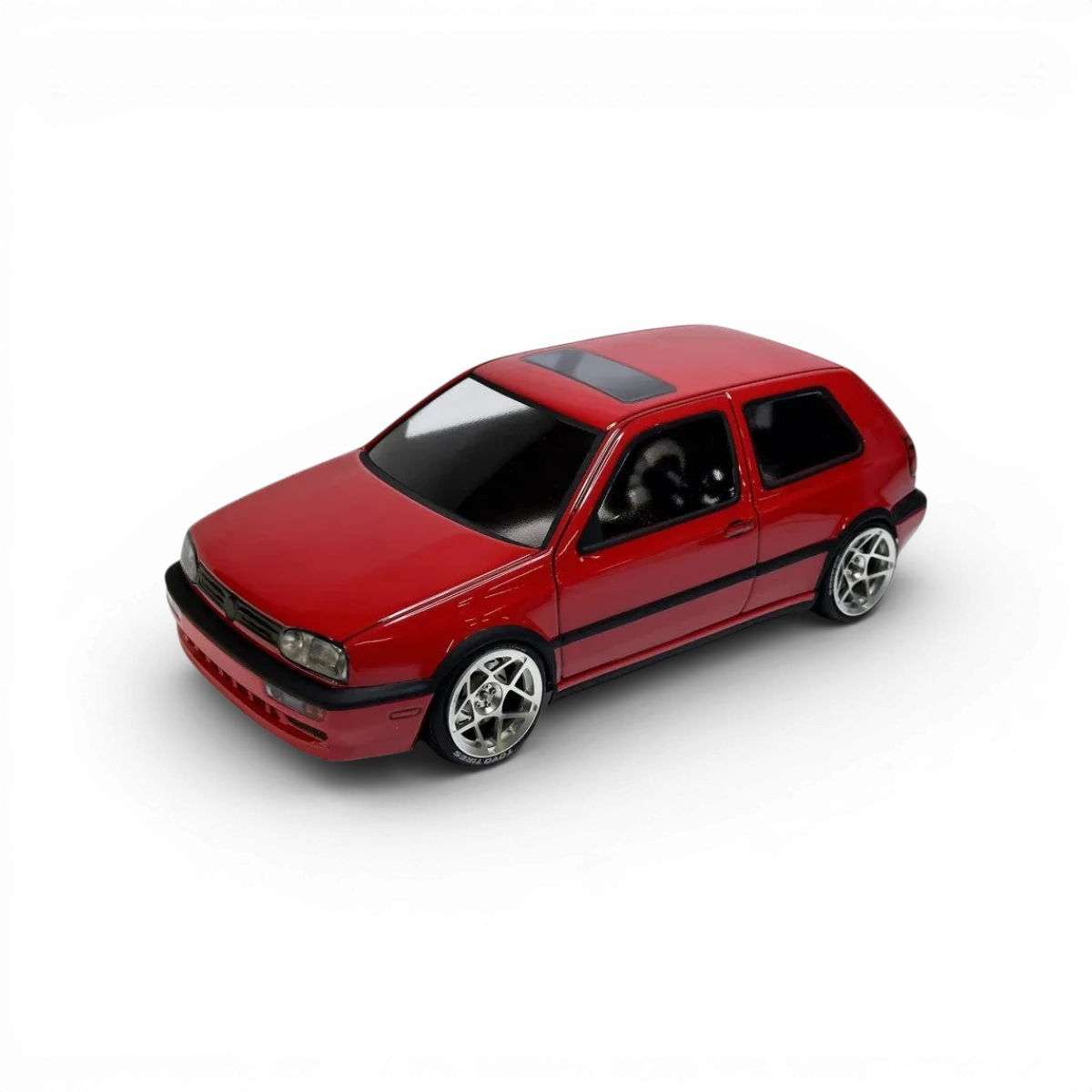Carrosserie Volkswagen Golf 3 en plastique pour modèle réduit Aplastics RC, vue détaillée de la carrosserie Volkswagen Golf 3.