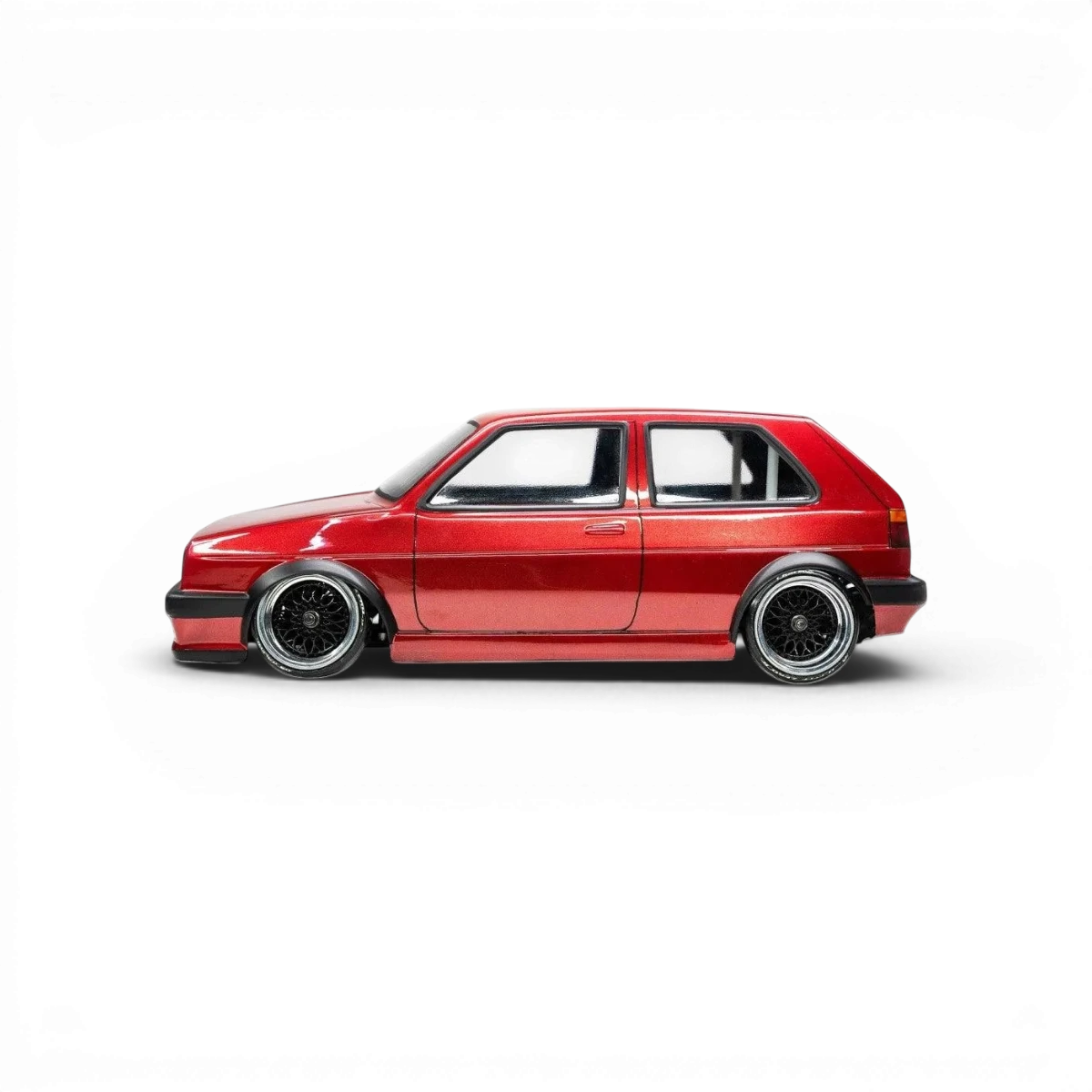 Modèle de carrosserie Volkswagen Golf MK2 par Aplastics RC, vue de face avec détails réalistes et finition de haute qualité.