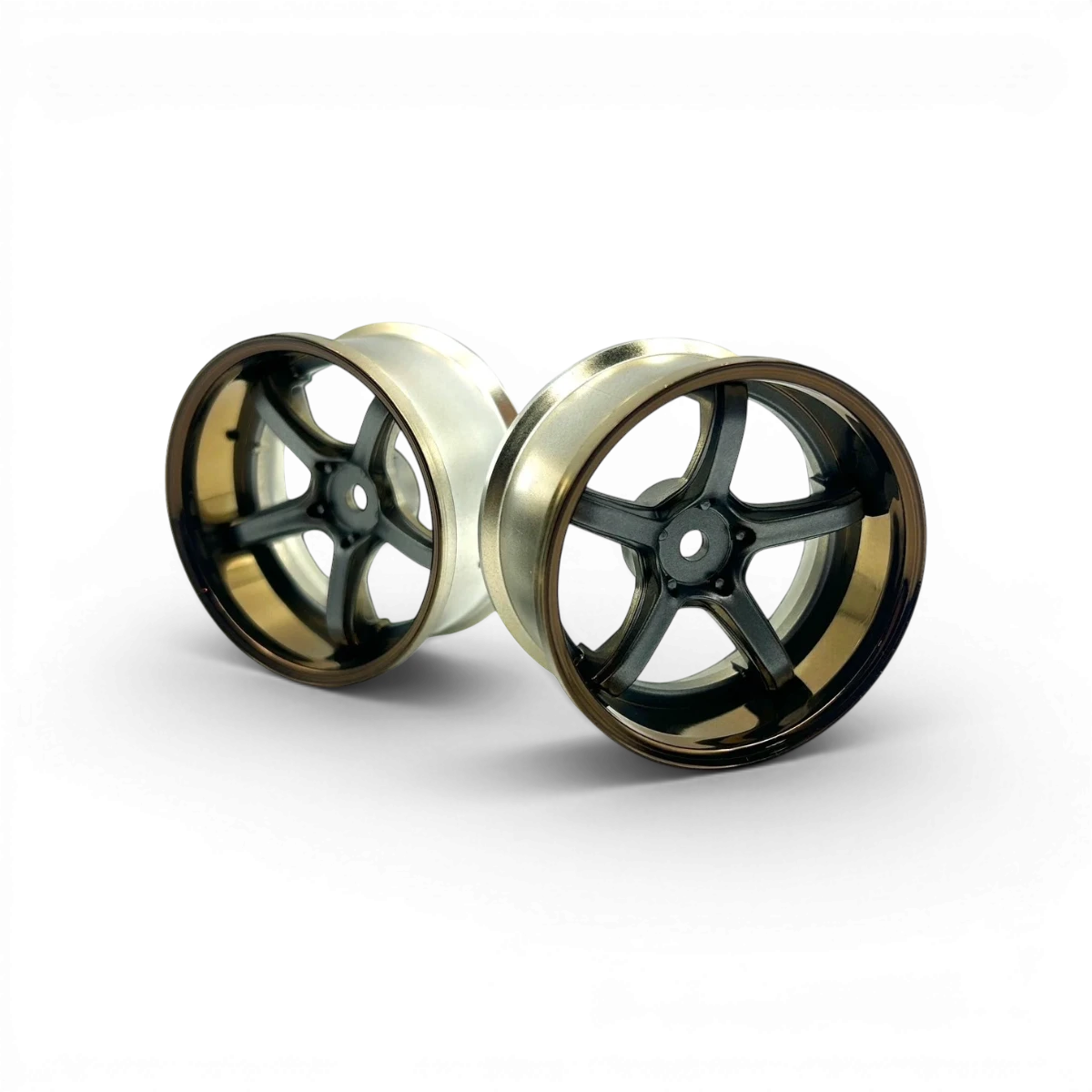 Roues Work Emotion T5R Offset 8 en gris et bronze, montées sur une voiture de sport, par Custom Lab's.