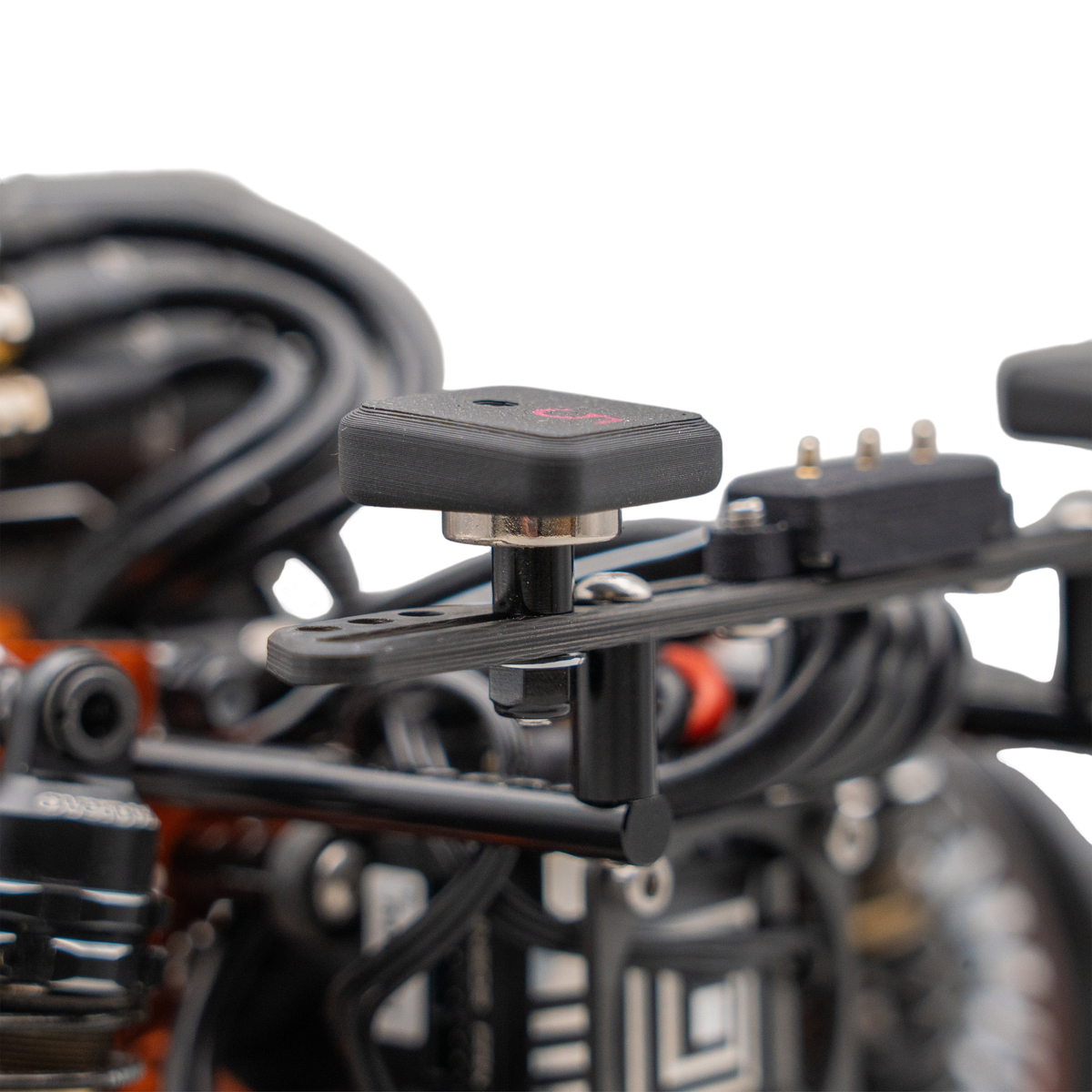 DriftParadiZ KaizenRC houder voor 12mm magneten voor RC drift-carrosserie met verstelbare hellingshoeken