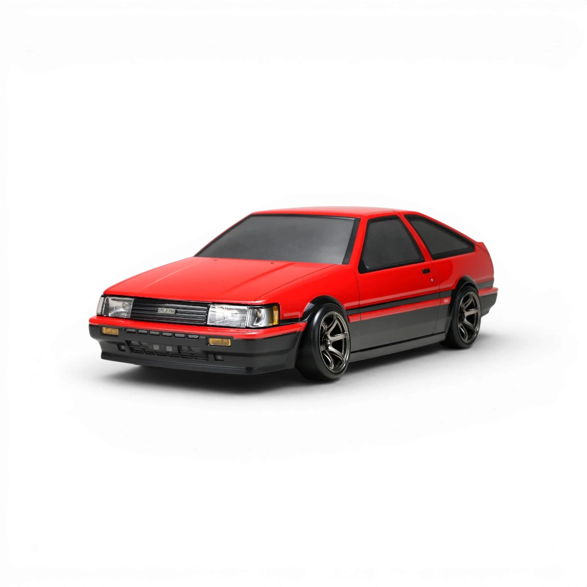 Carrosserie Toyota AE86 Levin L3 pour voiture RC, modèle de Team Yokomo, en plastique blanc avec détails de carrosserie.