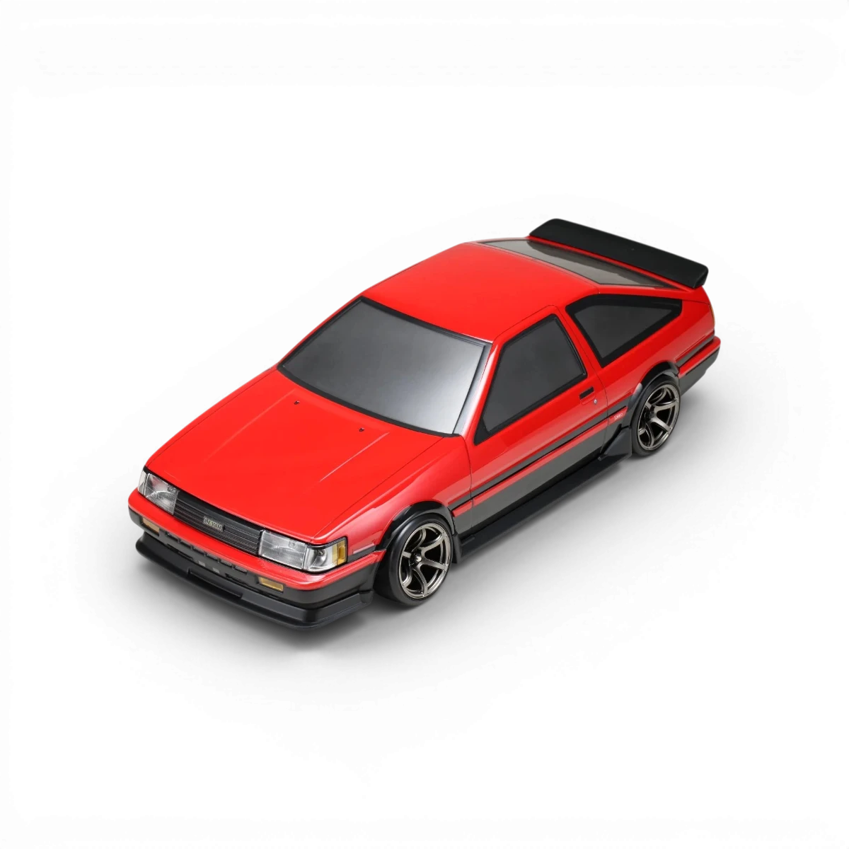 Kit de carrosserie aéro pour Toyota Corolla AE86 Levin 3 portes, marque Team Yokomo, vue de face avec détails du corps de voiture.