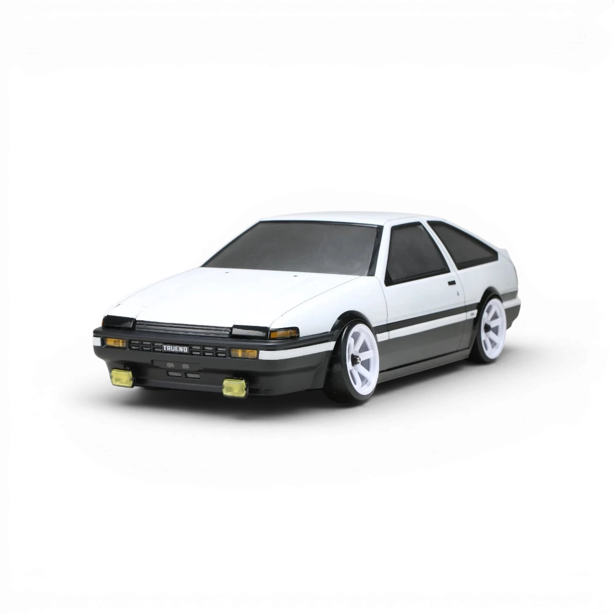 Kit de carrosserie pour Toyota Sprinter AE86 Trueno 3 portes, de la marque Team Yokomo, vue de face avec détails du véhicule.