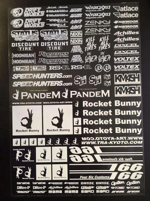 Autocollants sponsors Black Drift, pack de 12 stickers noirs pour voitures ou motos, design de sponsors pour personnalisation.