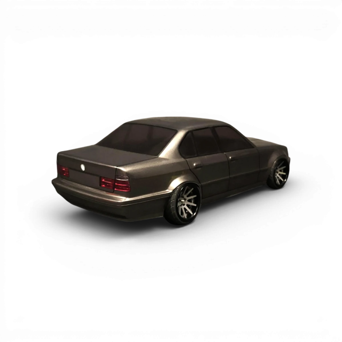 Carrosserie de voiture BMW E34 Sedan en plastique pour modèle réduit, par Aplastics RC, vue de côté avec détails de la carrosserie.