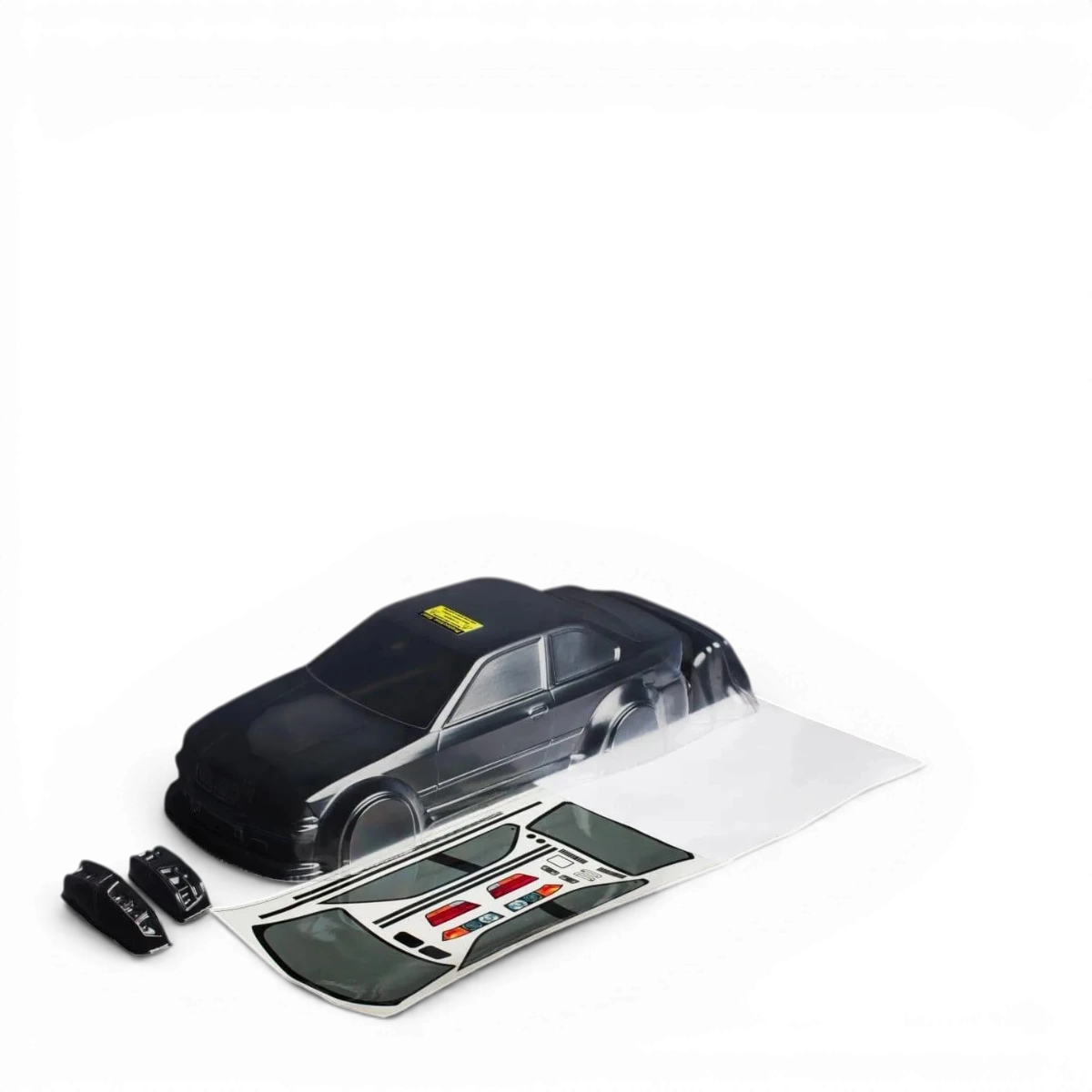 Carrosserie BMW E36 coupé large en plastique pour modèle RC, fabriquée par Aplastics RC, vue de face avec détails réalistes