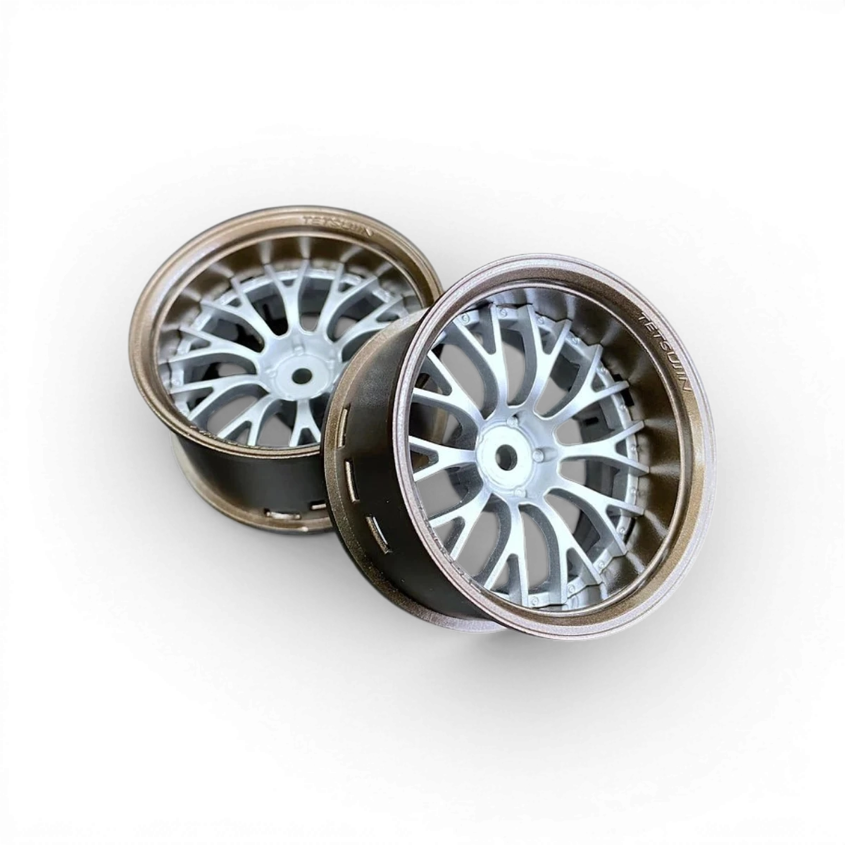 Deux roues Tetsujin Bronze Cercle avec centre Daisy et disques gris argent, parfaites pour voitures de drift.