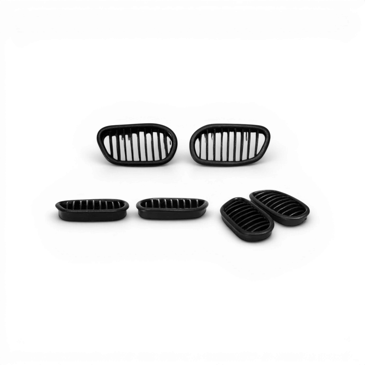 Calandre BMW E92 de personnalisation par Src Sideways RC, design drift avec grille en noir brillant.