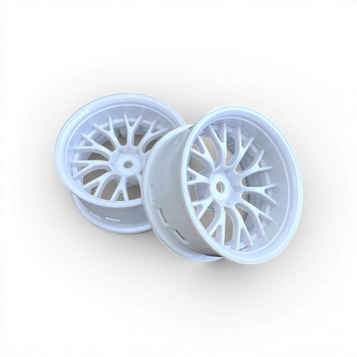 Roue Daisy Blanches Tetsujin TT-8096 pour drift, design blanc et noir, adaptée aux voitures de course modifiées.