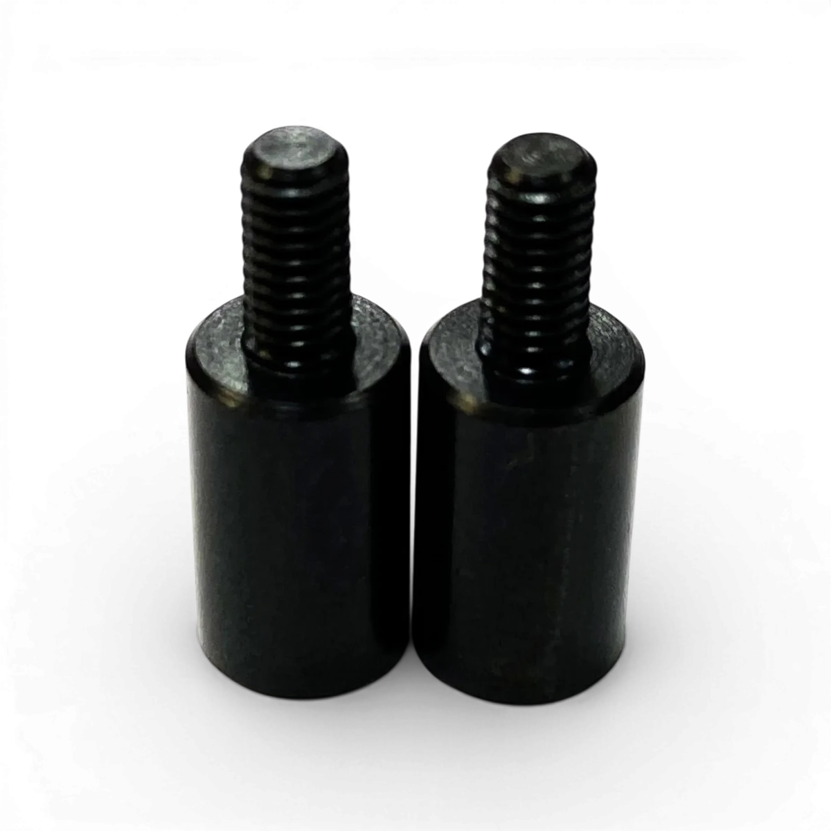 Extensions filetées mâle et femelle noires de 10mm M3, pièce détachée de marque Topline, pour fixation et assemblage.