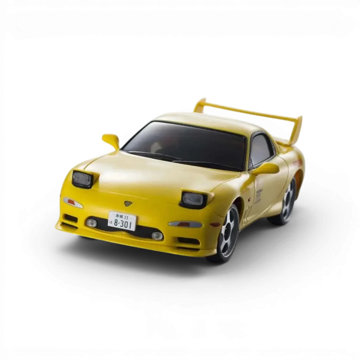 Carrosserie Kyosho FIRST MINI-Z 1:28 Mazda RX-7 FD3S Initial D, modèle réduit détaillé, vue de face.