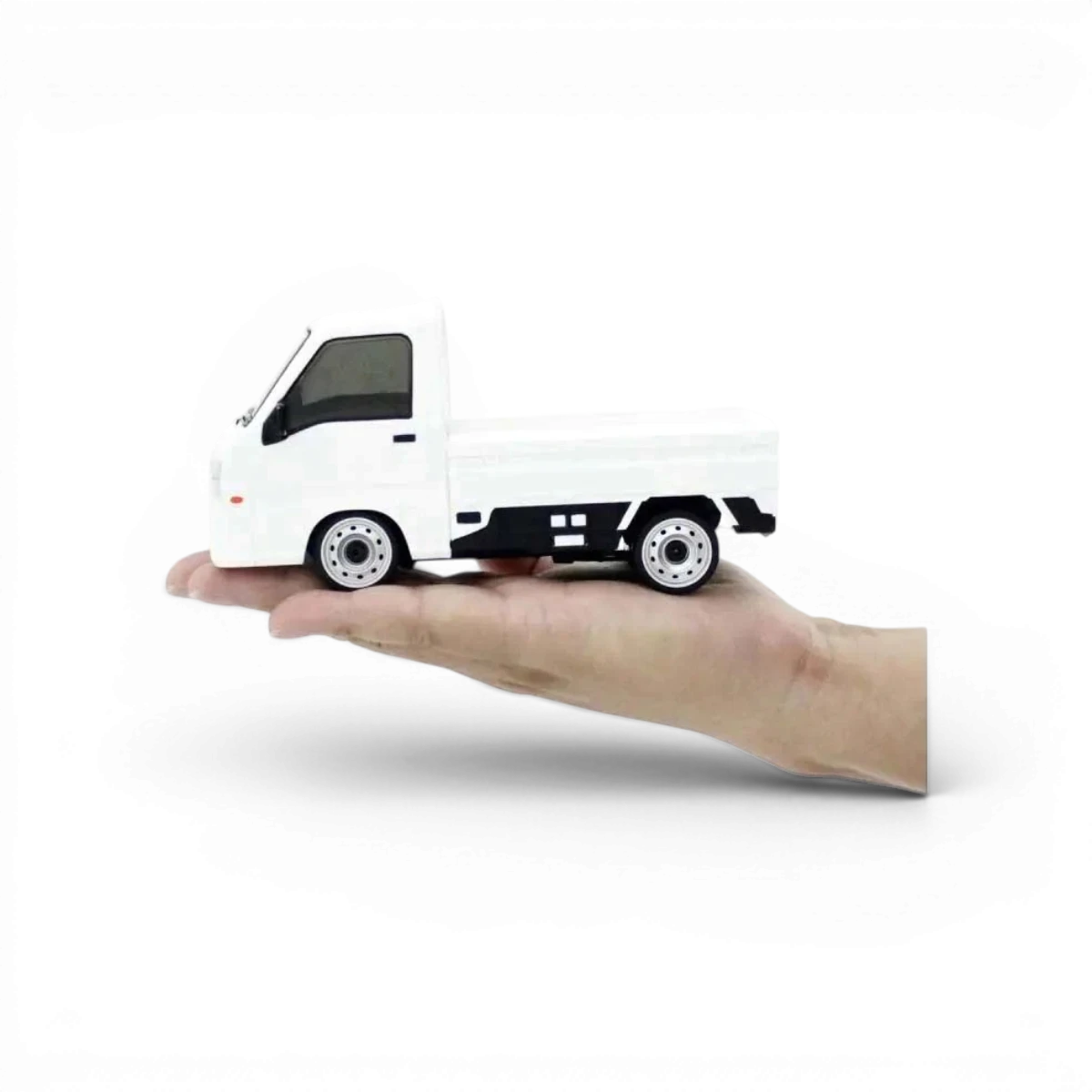 Carrosserie Kyosho FIRST MINI-Z 1:28 Subaru Sambar WH avec détails réalistes et peinture précise.