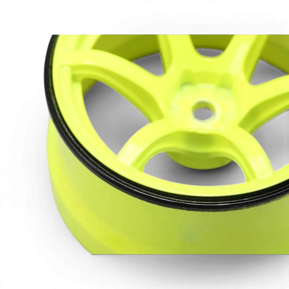 Jantes 6 branches High Traction Offset 6 de Team Yokomo, en jaune fluo, pour voitures radiocommandées.