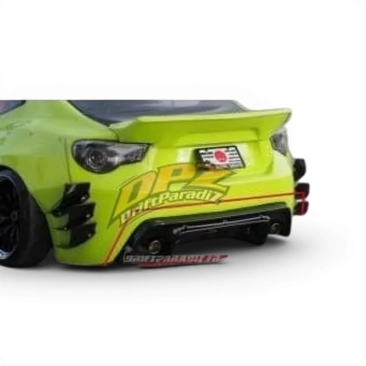 Kit de carrosserie Rocket Bunny V3 complet pour Toyota GT86, par Addiction RC Design, visible avec ailettes et éléments de design.