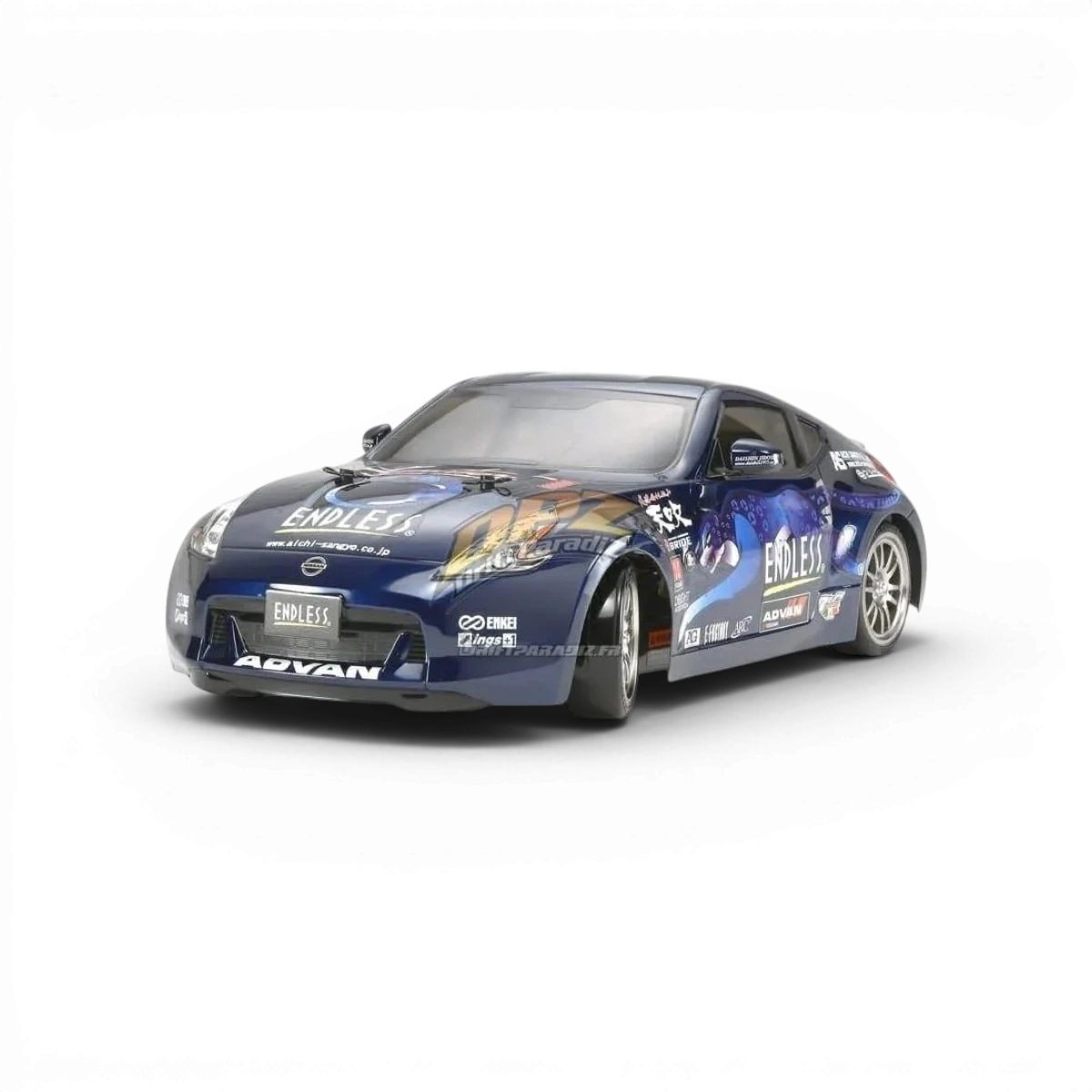 Modèle de carrosserie Nissan 370Z Endless de Tamiya, détaillée et réaliste pour voiture télécommandée.