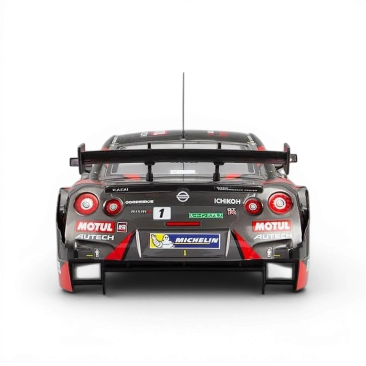 Modèle de voiture Nissan Motul Autech GT-R 2016 de Killer Body, vue détaillée de la carrosserie et des caractéristiques extérieures