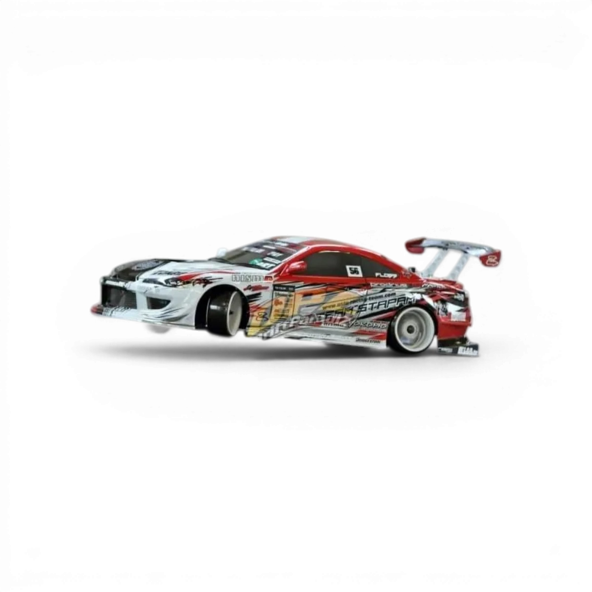 Carrosserie Nissan Silvia S15 GP Sports de Team Yokomo, détail de la carrosserie pour voiture RC, finition précise et design sportif.