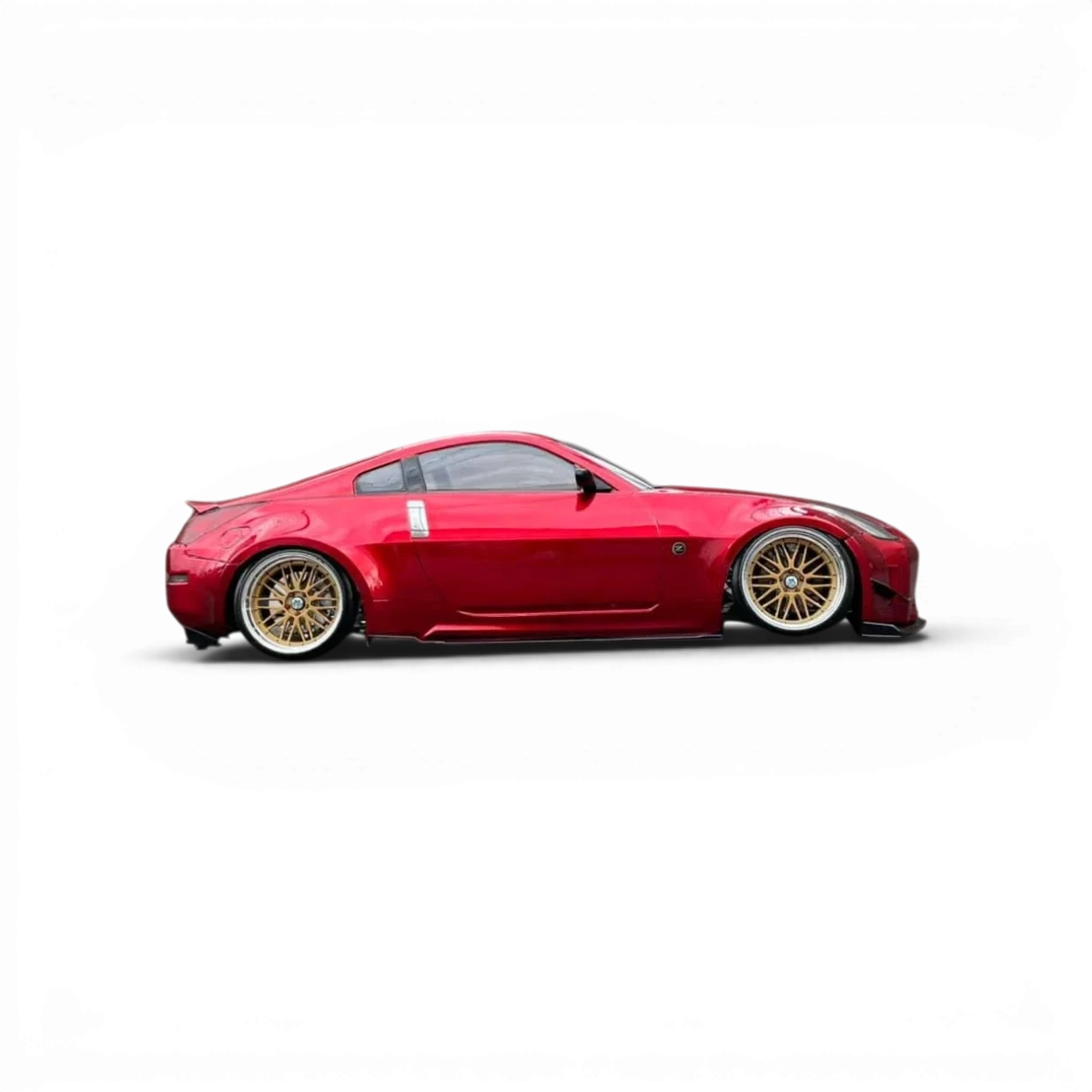 Carrosserie Nissan Z33 Spirit Rei pour voiture RC Addiction RC Design, finition détaillée et design sportif visible sur l'image.