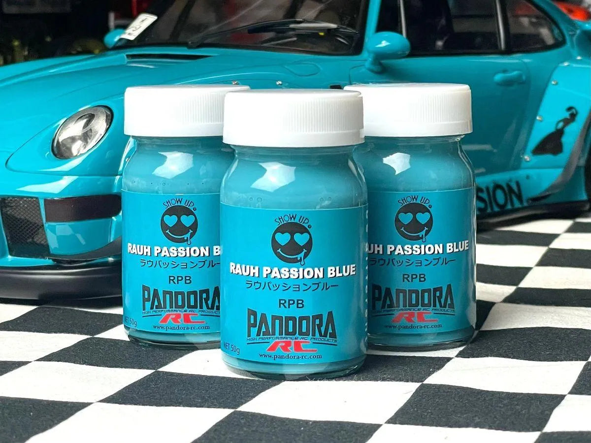 Sandales Raugh Passion Blue de Show UP, en cuir bleu avec semelle plateforme, visibles en gros plan.