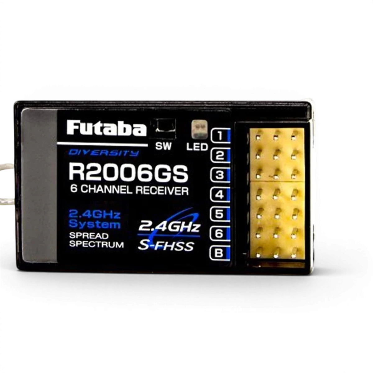Récepteur 6 voies Futaba R2006GS 2.4GHz S-FHSS-FHSS pour radiocommande, vue de face avec connecteurs et antenne intégrée.