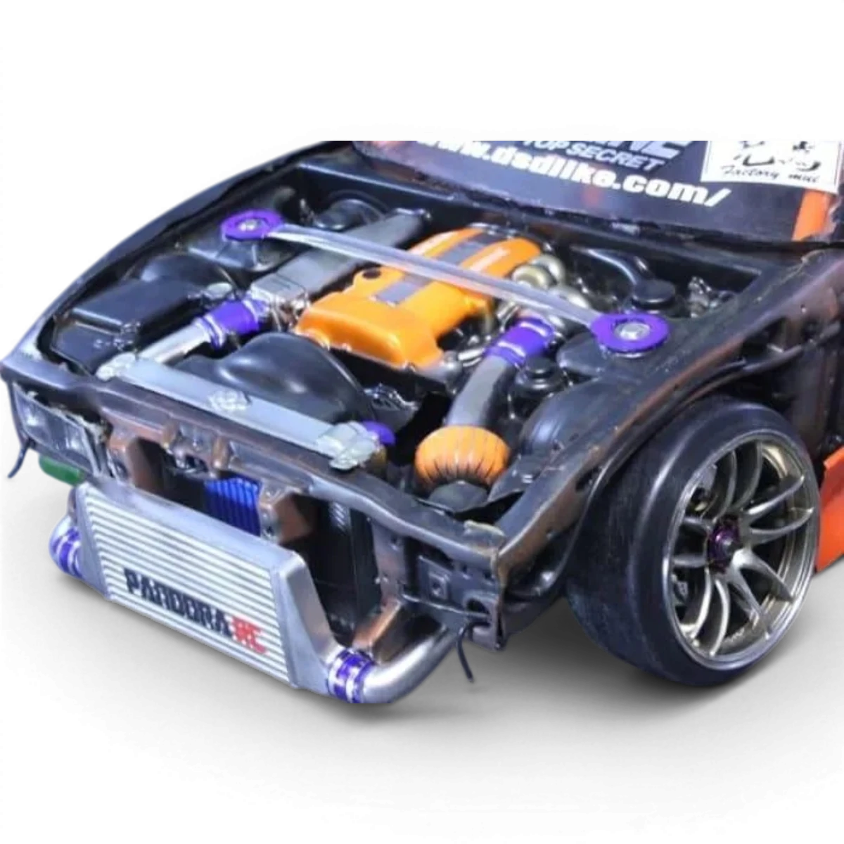 Ensemble de baies moteur universelles Pandora RC SR-RB-FA pour carrosserie de voiture RC, visibles en image.