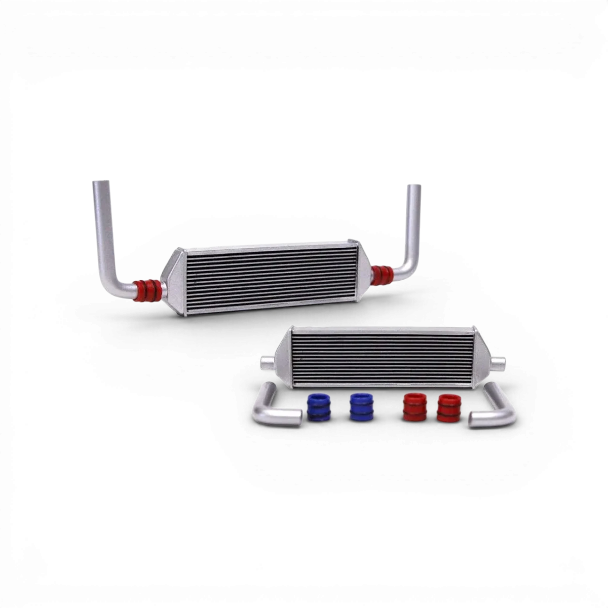Ensemble d'intercooler à profil bas pour customisation, conçu par Src Sideways RC, avec intercooler compact visible sur la voiture RC.
