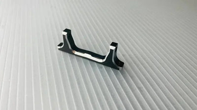 Support de pont supérieur arrière AL aluminium D5MR - 3racing - SAK-D5634